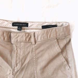 BANANA REPUBLIC SLOAN KHAKIS